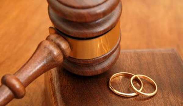 Συναινετικά διαζύγια μέσω συμβολαιογράφου: Είναι πλέον γεγονός