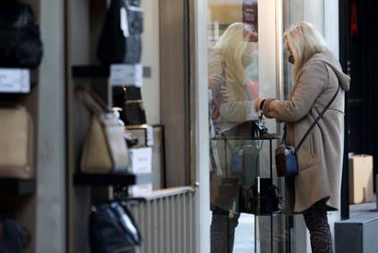 Γεωργιάδης : «Παράθυρο» για άνοιγμα λιανεμπορίου σε ζώνες – Πώς κινήθηκε το click away