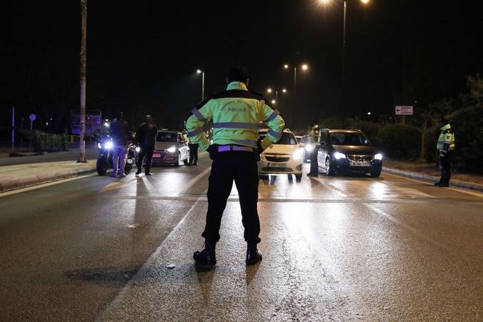 Lockdown : Από το πρωί του Σαββάτου τα νέα μέτρα σε Αττική και «κόκκινες» περιοχές