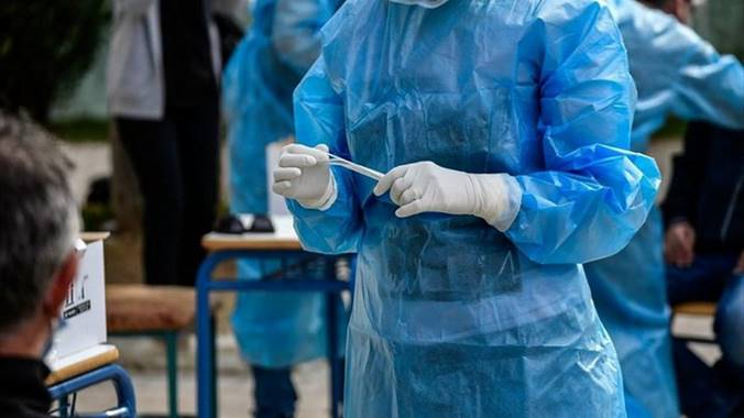 Τζανάκης: Ενδεχόμενο για πάνω από 3.000 κρούσματα την επόμενη εβδομάδα