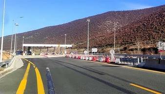 Γκρίζες Ζώνες: Περιφέρεια δύο… διοδίων!