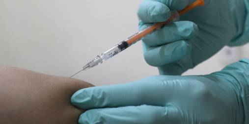 Εμβόλιο: Ανοίγει η πλατφόρμα για άτομα με νοσήματα αυξημένου κινδύνου