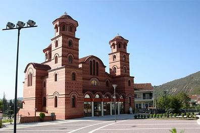 Ανάσταση στις 10 το βράδυ του Μ. Σαββάτου – “Φρένο” στις υπερτοπικές μετακινήσεις το Πάσχα