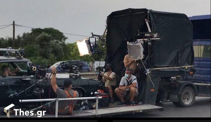 Θεσσαλονίκη: Γυρίσματα της ταινίας με τον Μπαντέρας στον Περιφερειακό – Κυκλοφοριακό κομφούζιο στα ανατολικά (ΒΙΝΤΕΟ & ΦΩΤΟ)