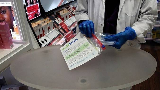 Έως αύριο η διάθεση των δυο πρώτων self tests για τους υποψηφίους των Πανελλαδικών