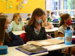 Άνοιγμα σχολείων στις 13 Σεπτεμβρίου με πιστοποιητικό εμβολιασμού ή δύο τεστ την εβδομάδα