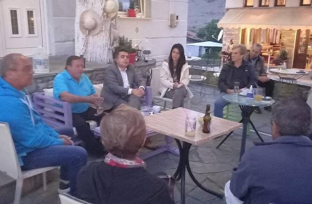 Βουλευτής Ζήσης Τζηκαλάγιας σε λαϊκή συνέλευση στο Βογατσικό