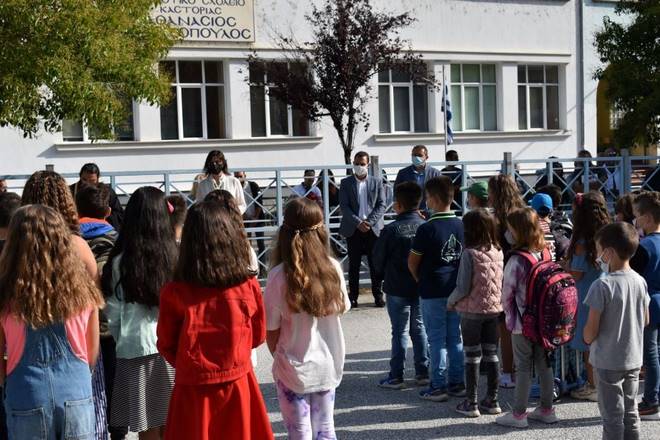 Ευχές για καλή και δημιουργική σχολική χρονιά σε μαθητές, εκπαιδευτικούς και γονείς από τον Δήμαρχο Καστοριάς, Γιάννη Κορεντσίδη