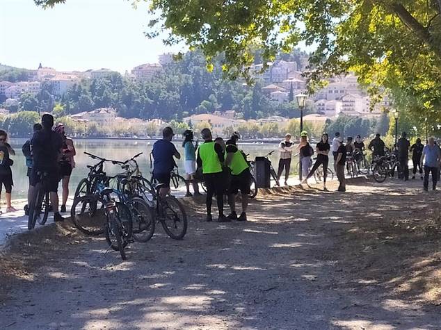 Εκδρομείς από την Θεσσαλονίκη ήρθαν για ποδηλατάδα στην Καστοριά