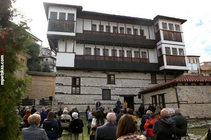 Εγκαινιάστηκε η μόνιμη  Έκθεση με τις δημιουργίες του αείμνηστου Νίκου Πιστικού στο Αρχοντικό Τσιατσιαπά (φώτο, βίντεο)