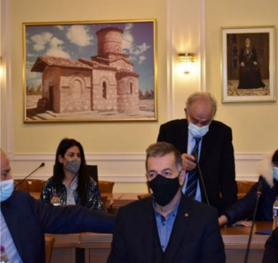 Γκρίζες Ζώνες: Ήταν όλοι τους εκεί… Και οι άσπονδοι εχθροί