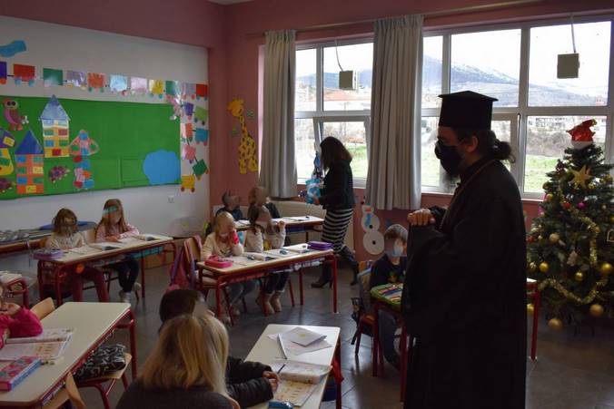 Εβδομάδα ποιμαντικών επισκέψεων του Μητροπολίτου Καστορίας [ΦΩΤΟ]