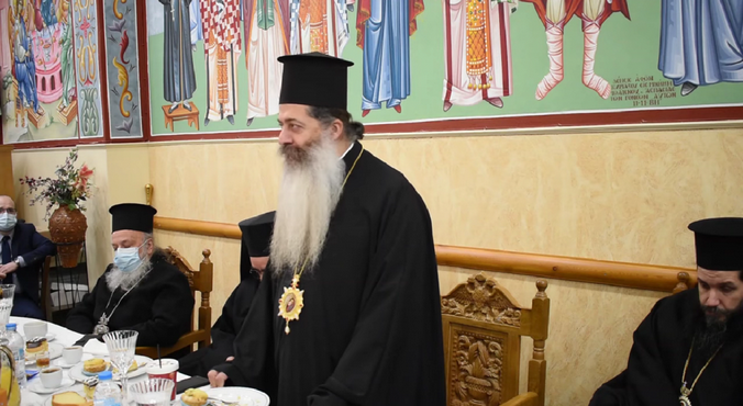 Μητ. Συμενών προς Μητ.Καλλίνικο: “Μη γραφτείτε στο δημοτολόγιο για να μην σκέφτονται τι ψηφίσατε”