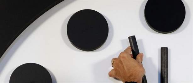 Το “Ρολόι της Αποκάλυψης” έδειξε πάλι 100 δευτερόλεπτα ως την… καταστροφή!