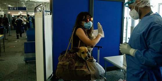 Δύο κρούσματα της υποπαραλλαγής Ομικρον στην Ελλάδα