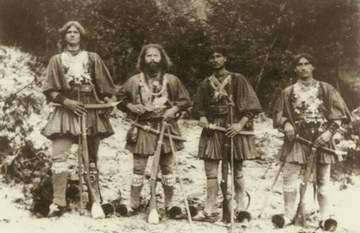 Η πρώτη ληστεία τρένου στην Ελλάδα – Ανάμεσα στους επιβάτες και ο Καστοριανός πολιτικός Ι. Βαλαλάς