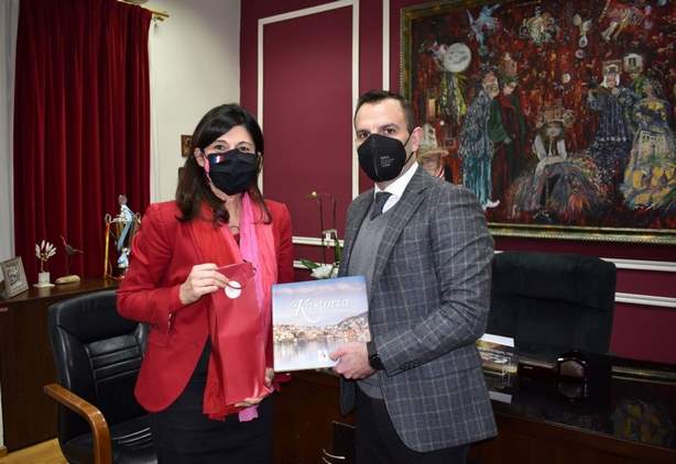 Επίσκεψη της Γαλλίδας Προξένου στον Δήμαρχο Καστοριάς