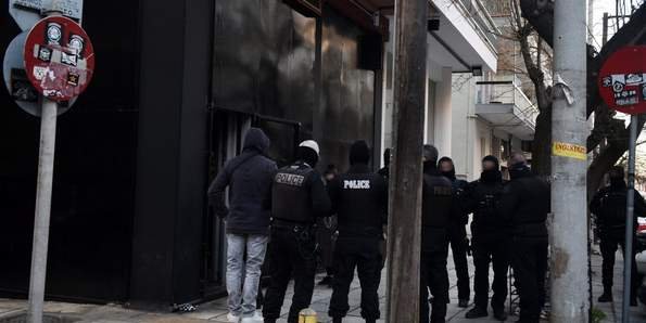 Θεσσαλονίκη: Με απόφαση της ΕΛ.ΑΣ. σφραγίστηκαν τρεις σύνδεσμοι οπαδών – Λειτουργούσαν χωρίς άδεια