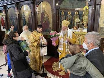 Μητροπολίτης Δαυίδ: Κάθε χρόνο σβήνει ένα Καρπερό – 300 ευρώ σε κάθε πολύτεκνο φοιτητή