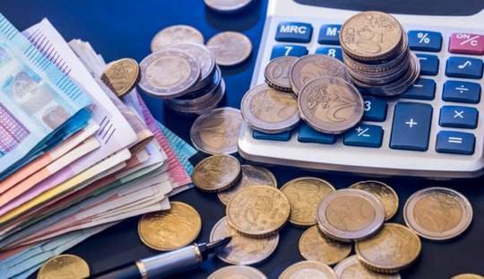 Επιταγή ακρίβειας: Οι δικαιούχοι για το έκτακτο Δώρο Πάσχα – Κερδισμένοι και χαμένοι – Δείτε παραδείγματα