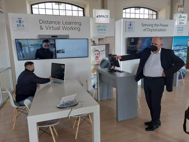 Ενημέρωση στελεχών του Δήμου Καστοριάς για τις ψηφιακές τεχνολογίες στο Διεθνές Κέντρο Ψηφιακού Μετασχηματισμού