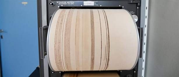 Φονικός σεισμός στη Βοσνία ταρακούνησε τα Βαλκάνια (εικόνες)