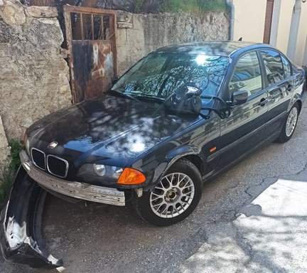 Καστοριά: Ασυνείδητος οδηγός τράκαρε αυτοκίνητο και εξαφανίστηκε στο κέντρο της πόλης