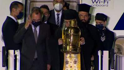 Άγιο Φως: Δείτε την άφιξη στην Ελλάδα – «Εγκαίρως σε κάθε γωνιά της Ελλάδας»