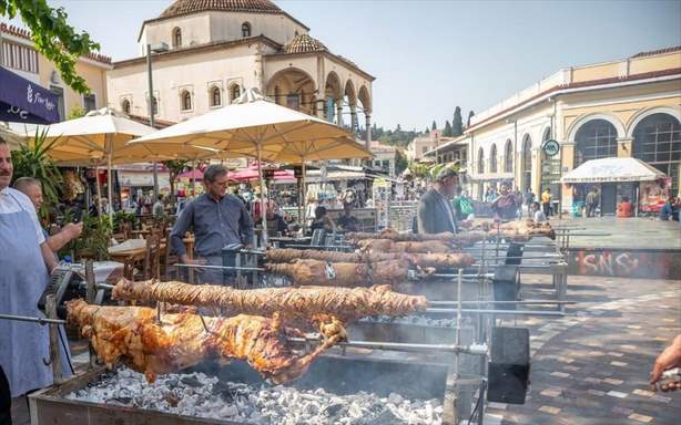 Το Πάσχα της ακρίβειας: Σε αναμμένα κάρβουνα αγορά και καταναλωτές