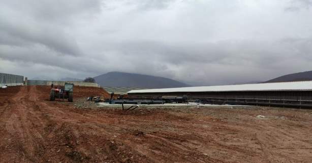 Kορέστεια: Βρέθηκαν αρχαία στον χώρο που κατασκευάζονται οι μονάδες γουνοφόρων ζώων