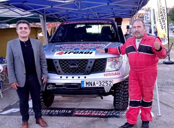 Ζ. Τζηκαλάγιας: Ο Φλωρινιώτης πρωταθλητής αγώνων Τάσος Χατζηχρήστος δείχνει τον δρόμο στην Καστοριά.