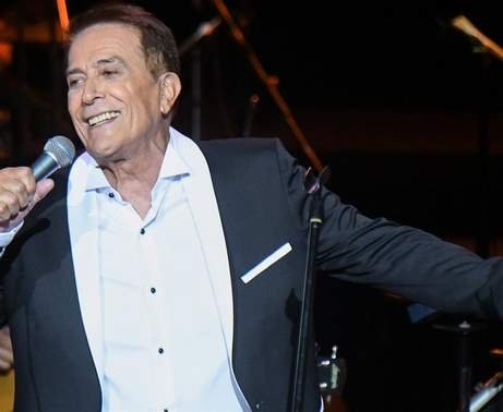 Έφυγε από τη ζωή ο γνωστός τραγουδιστής, Δάκης, σε ηλικία 78 ετών. 