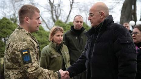 Ουκρανοί στρατιώτες ανακάλυψαν στην Οδησσό αρχαίους ελληνικούς αμφορείς