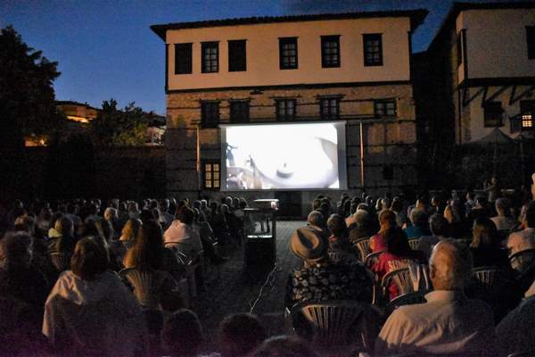 Καστοριά: «Κέρδισε τις καρδιές» του κοινού το ντοκιμαντέρ «Η μέρα που σώπασαν τα πουλιά»