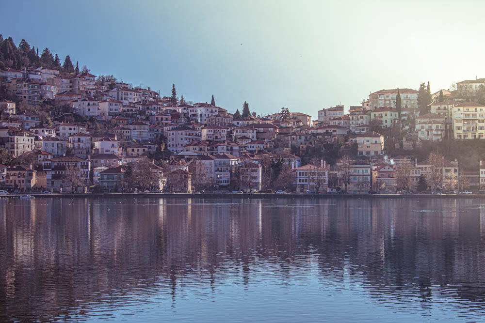 Συλλαλητήριο Φορέων Καστοριάς:  SOS – H ΚΑΣΤΟΡΙΑ ΒΟΥΛΙΑΖΕΙ – ΑΚΟΥΕΙ ΚΑΝΕΙΣ;