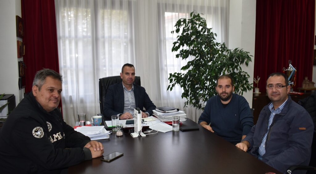 Επανασύσταση και λειτουργία της Φιλαρμονικής Μπάντας του Δήμου Καστοριάς