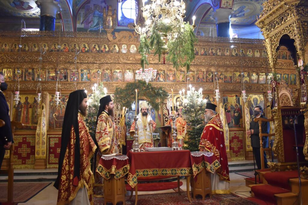 Εσπερινός στον Ιερό Μητροπολιτικό Ναό και κοπή Βασιλόπιτας [ΑΝΑΚΟΙΝΩΣΗ]