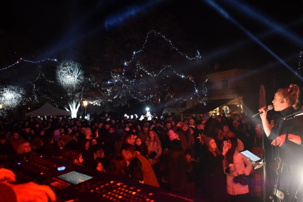 Με πολύ μουσική και καλή διάθεση αποχαιρέτισε το 2022 η Καστοριά