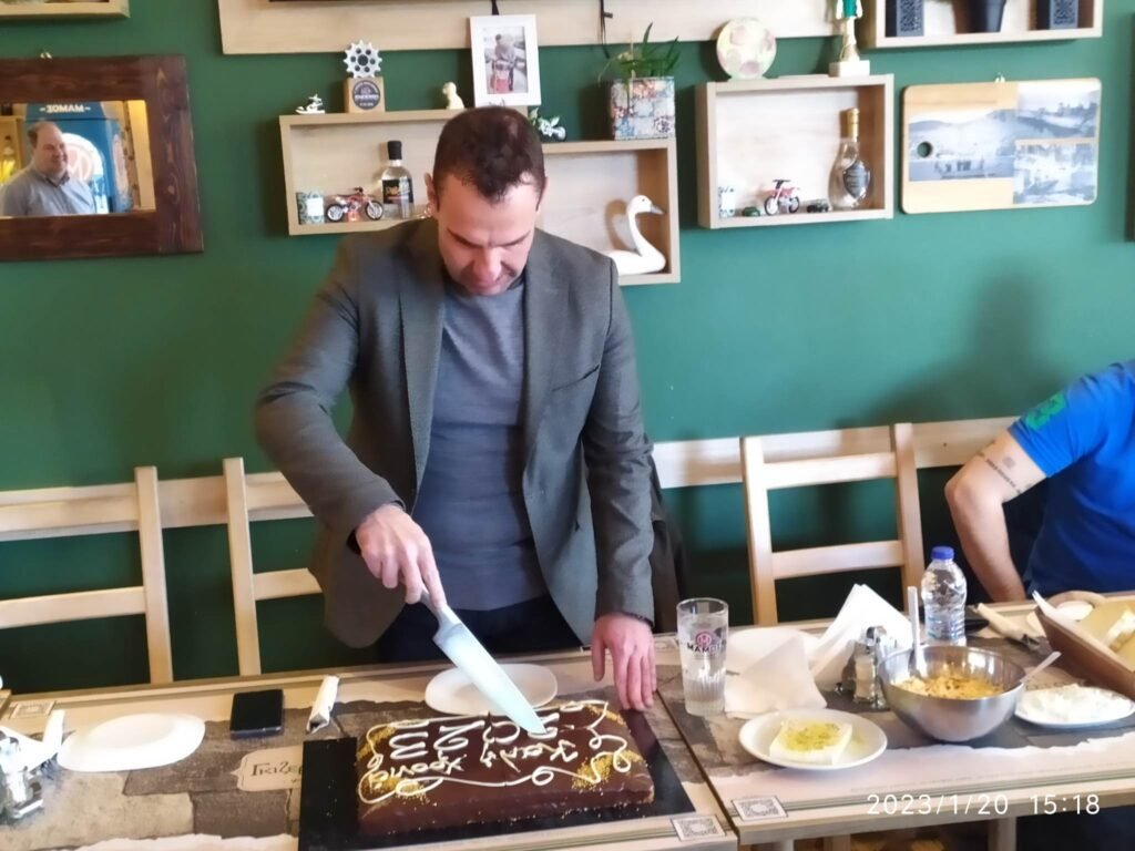 Την βασιλόπιτα για τους δημοσιογράφους έκοψε ο δήμαρχος Καστοριάς Γιάννης Κορεντσίδης (φώτο – βίντεο)