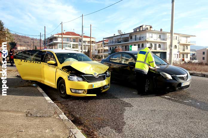 Σοβαρό τροχαίο στην Καστοριά με ταξί που μετέφερε μαθητές