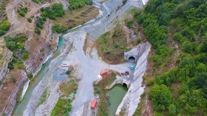 ►Φράγματα δίχως…φραγμούς!