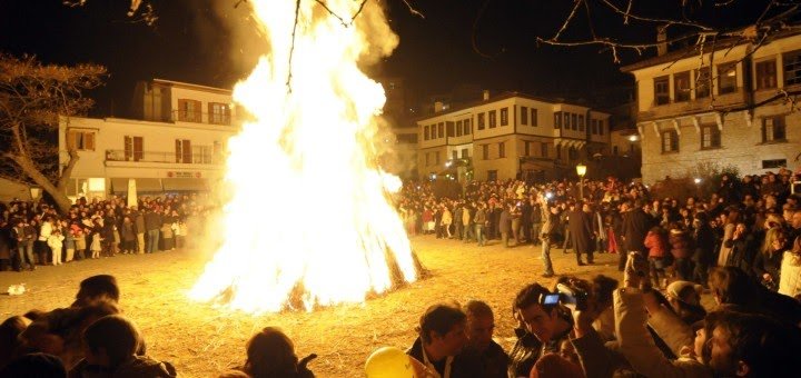 Οι ώρες που θα ανάψουν οι μπουμπούνες στην Π.Ε. Καστοριάς