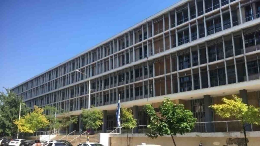 Θεσσαλονίκη: Απάτη – προξενιό με Αμερικανούς «γαμπρούς – γιατρούς»  – Στη φυλακή η «προξενήτρα»