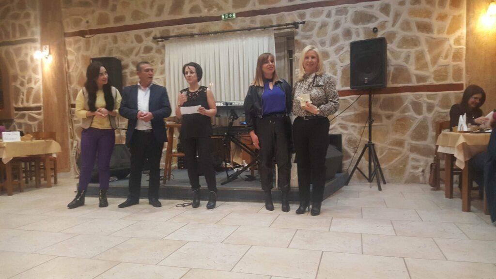 Ο χορός των εκπαιδευτικών πρωτοβάθμιας Καστοριάς