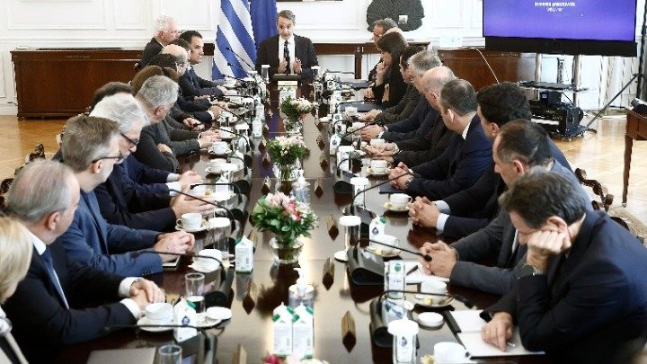 Τέλος στο σενάριο εκλογών πριν το Πάσχα, τι ζήτησε ο Μητσοτάκης από τους υπουργούς του