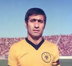 Έφυγε ο εμβληματικός αρχηγός της ΑΕΚ Μίμης Παπαϊωάννου