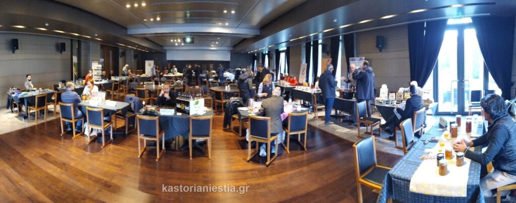 Έκθεση τοπικών βιολογικών προϊόντων από το Επιμελητήριο Καστοριάς