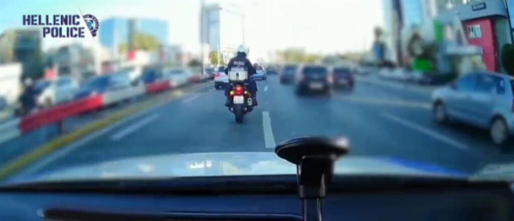 “Γέφυρα ζωής” από αστυνομικούς για αγοράκι