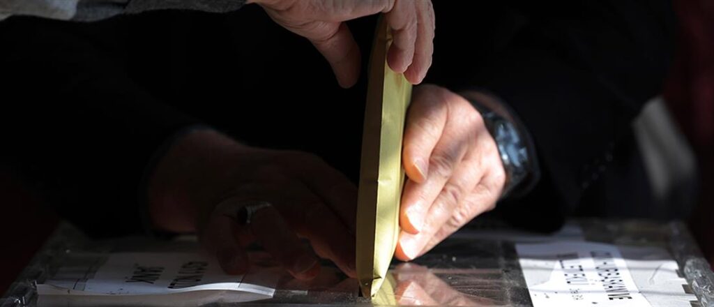 Εκλογές στην Τουρκία: έκλεισαν οι κάλπες – Τεράστια συμμετοχή πολιτών