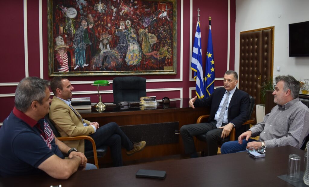 Η παραχώρηση στρατιωτικών εκτάσεων στον Δήμο Καστοριάς αντικείμενο της συνάντησης του Υπουργού Εθνικής Άμυνας με τον Δήμαρχο